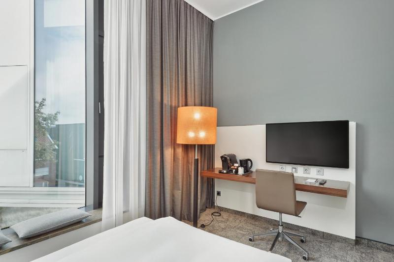 Comfort Single Room image 3