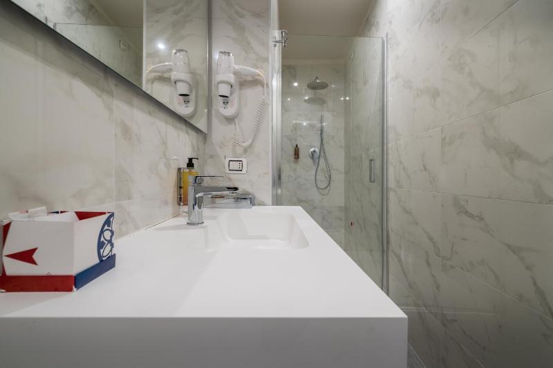 Junior Suite image 1