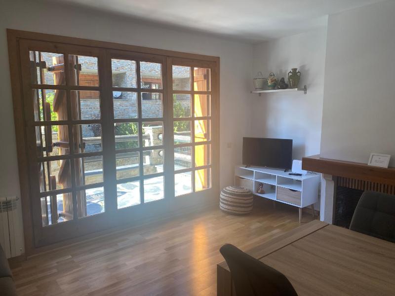 Two-Bedroom Apartment image 4