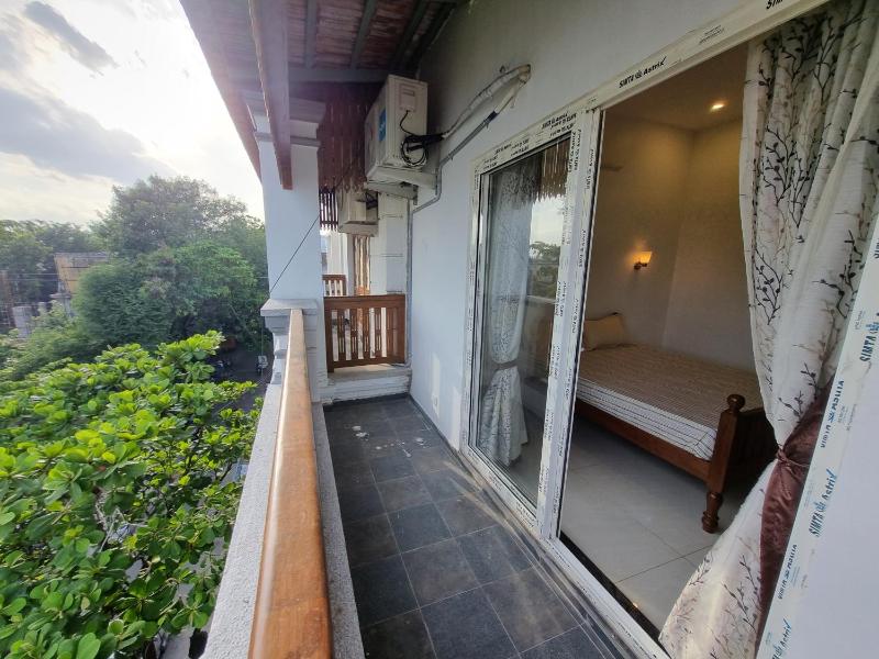 RVS Chalet - image 13