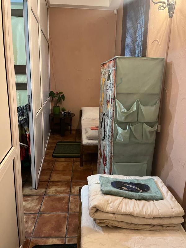 Budget Twin Room image 3