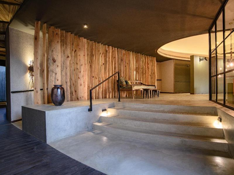 Madwaleni River Lodge - Babanango Game Reserve - image 12
