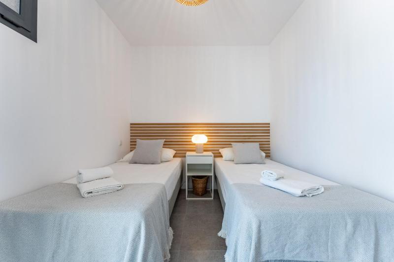 Dona Lola Renata front line beach duplex apartment with stunning sea views Close to Marbella - Mijas Costa - image 19