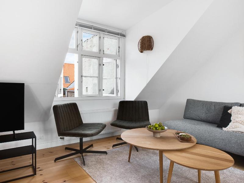 Apartment image 3