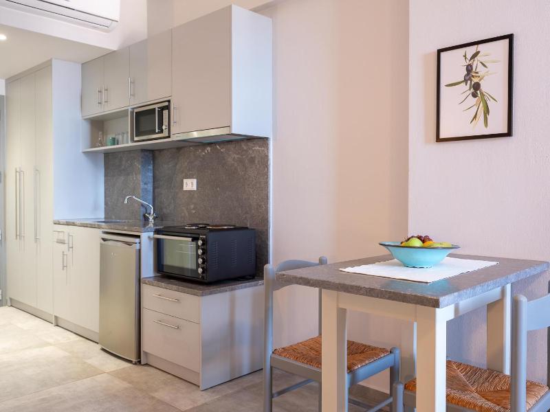 Evalia Apartments - image 11