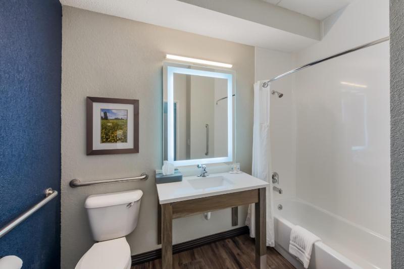 King Room - Disability Access/Non Smoking  image 2