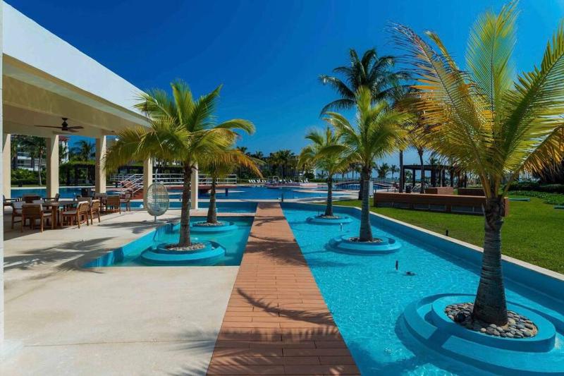 Mareazul Beachfront Resort - Condo Paraíso - image 23