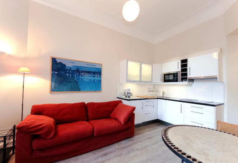 Apartment with Garden View image 1