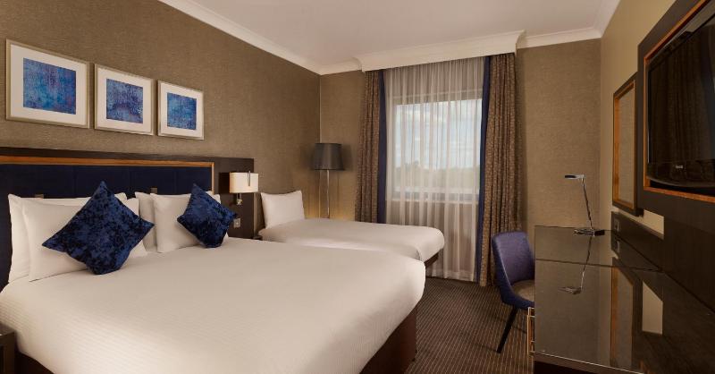 Queen Room image 1