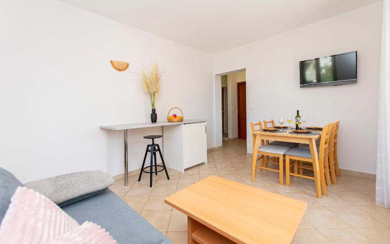 Apartments Ljiljana - image 49