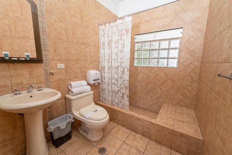 Hostal La Posada Del Sol - image 10