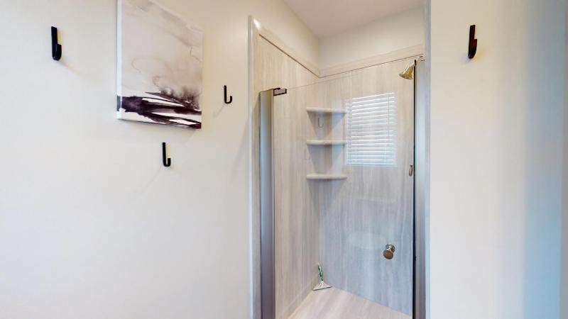 13 The Moorings - image 9