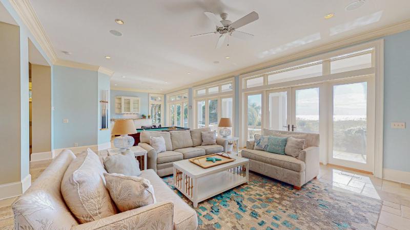 9 East Wind - image 7