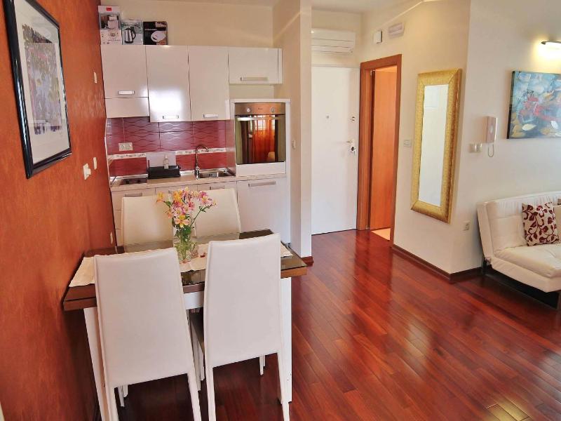 Apartment Gaga - image 19