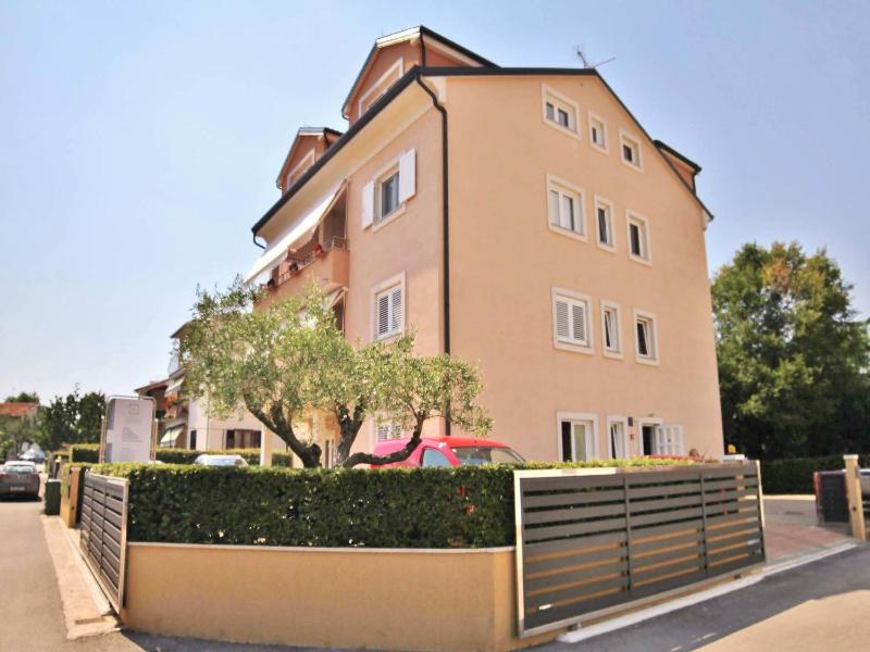 Apartment Gaga - image 2
