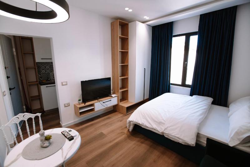 Barrikada Str Studio Apartment - THE NEST - image 2