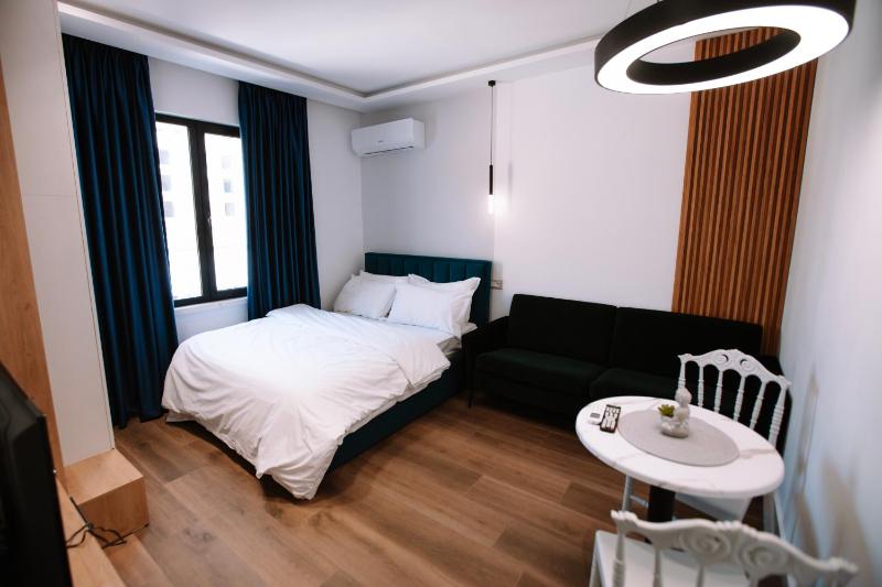 Barrikada Str Studio Apartment - THE NEST - image 1