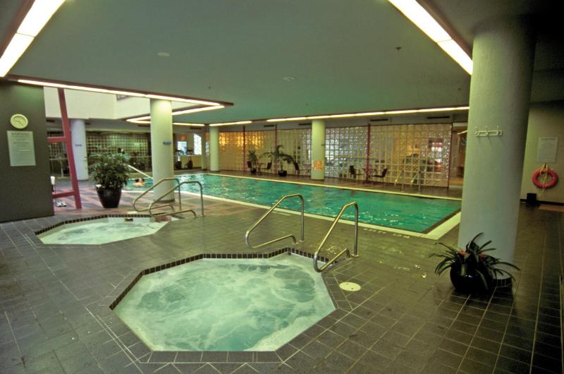 WorldMark Vancouver The Canadian - image 2