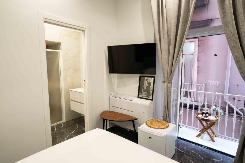 WorldwideSuites - image 4