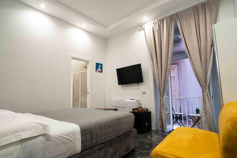 WorldwideSuites - image 16