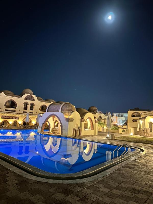 Elphardous Oasis Hotel - image 10