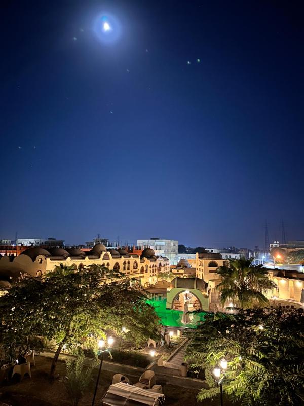 Elphardous Oasis Hotel - image 7