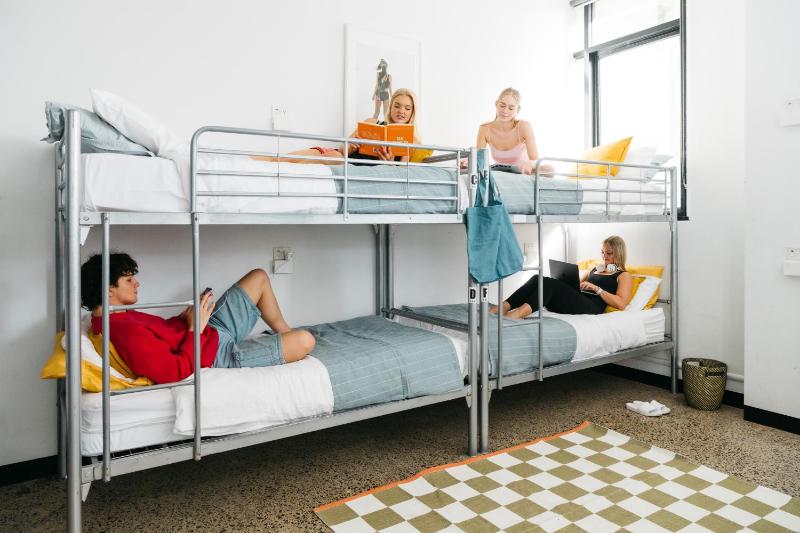Bed in 4-Bed Mixed Dormitory Room with Private Bathroom image 4