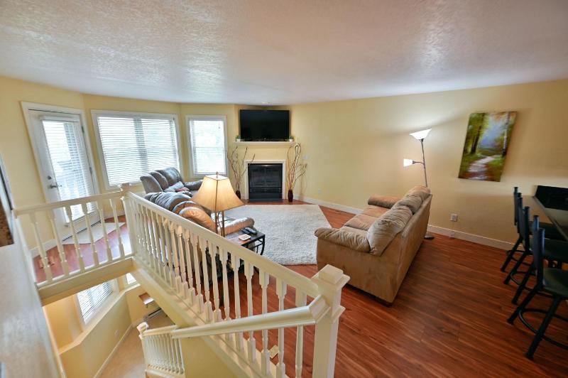 Two-Bedroom Apartment image 4