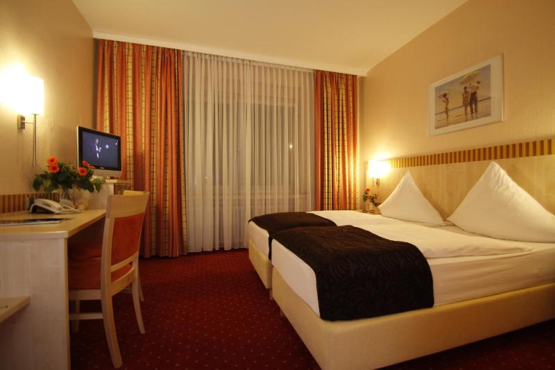 Standard Single Room image 1