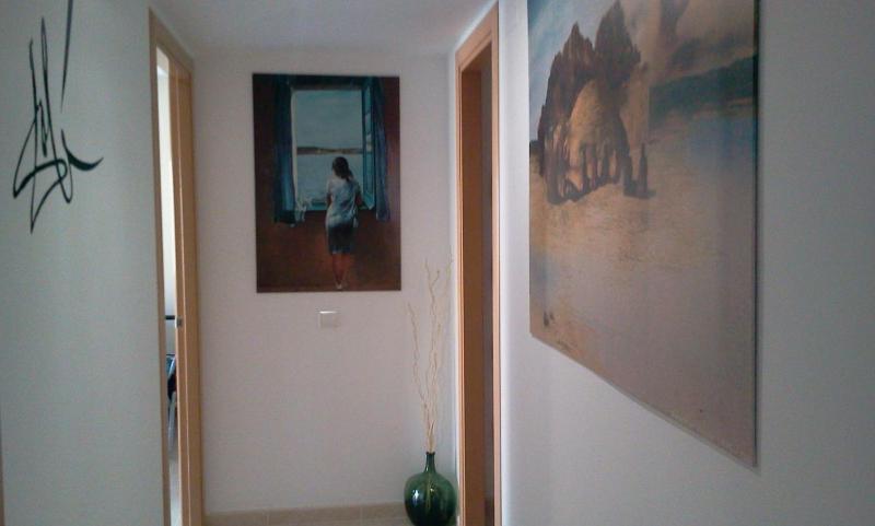 Apartment with Terrace. image 4