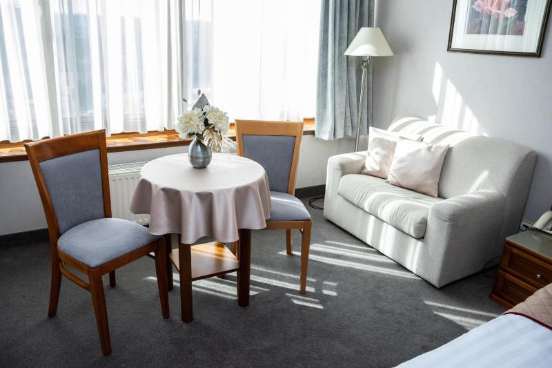 Superior Double Room with Extra Bed image 1