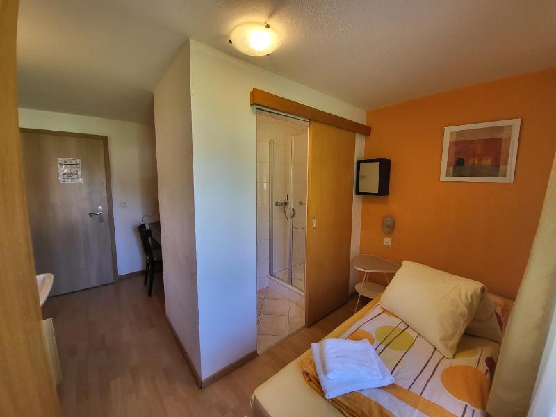 Economy Single Room image 1