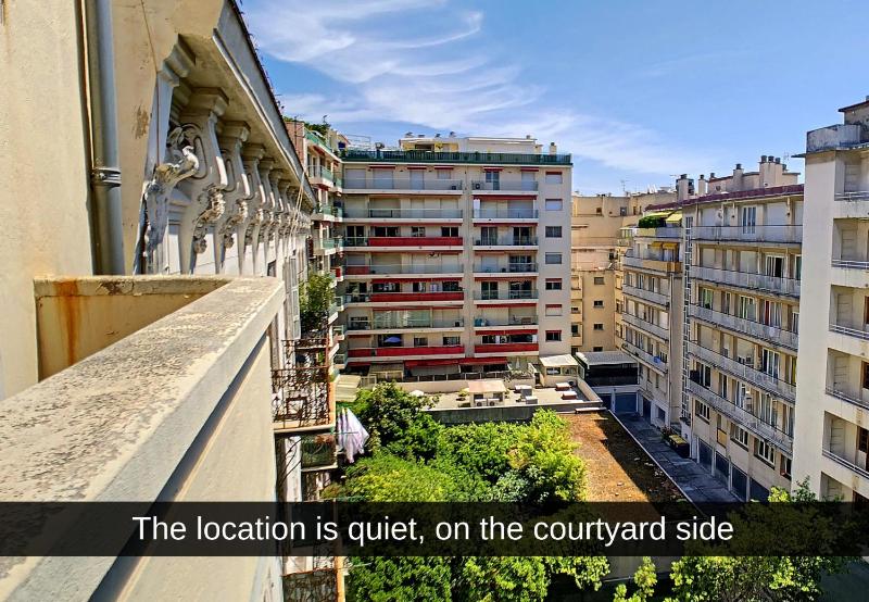 Nestor&Jeeves - CHILL LOUNGE - City center close sea - image 3
