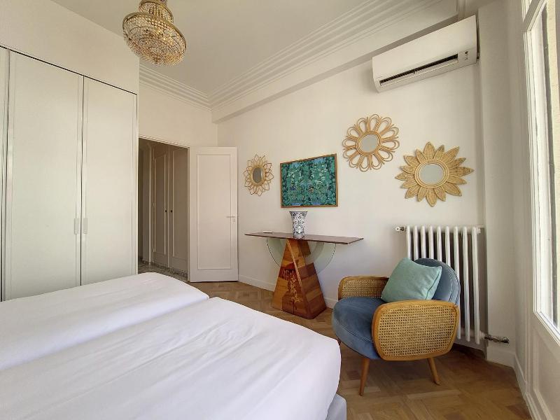 Nestor&Jeeves - MEDITERRANEE PROMENADE - Vue Mer - image 4