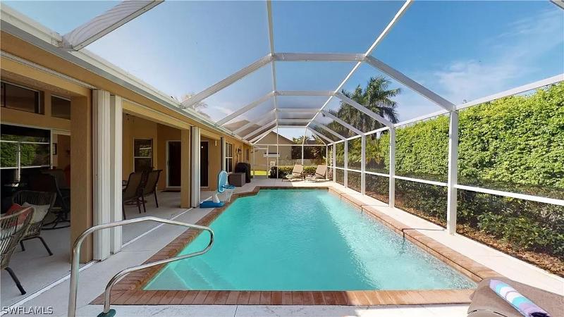 New listing - Villa CShells 3beds/2 baths heated pool home with perfect south-western exposure - image 26