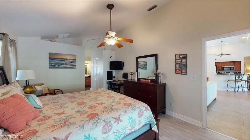 New listing - Villa CShells 3beds/2 baths heated pool home with perfect south-western exposure - image 9