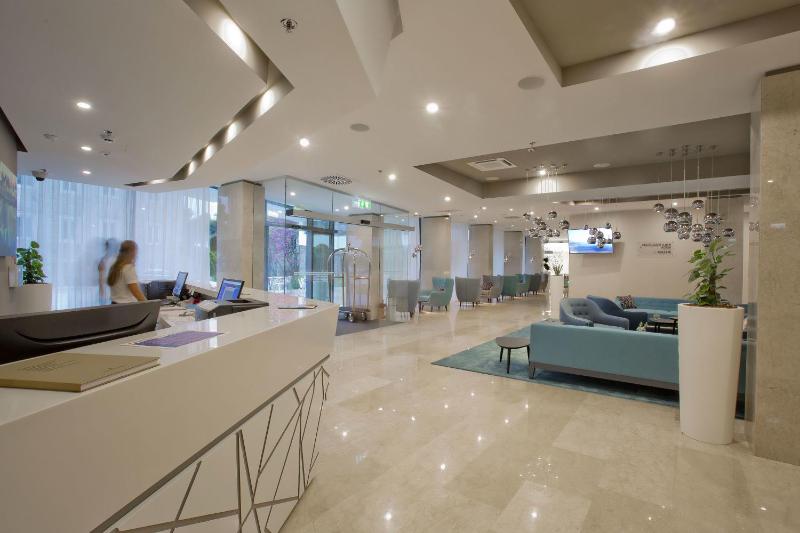 Maistra Select Mlini Hotel - image 31