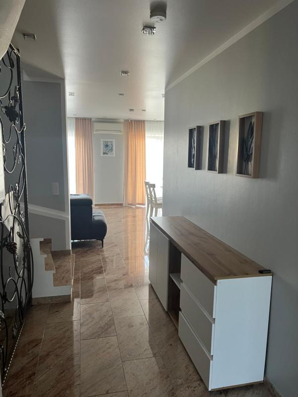 Duplex Apartment image 4
