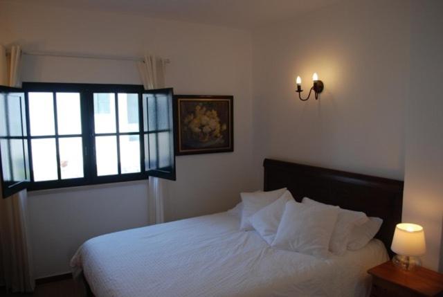 Two-Bedroom House image 3