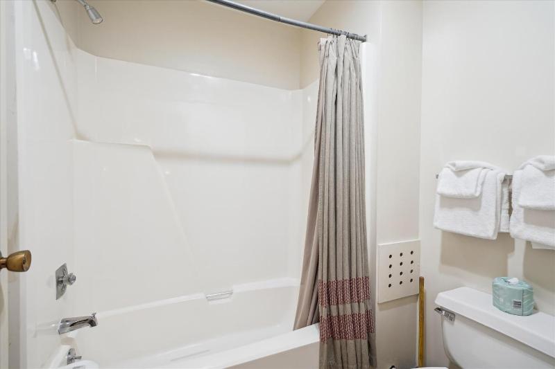 Suite image 2