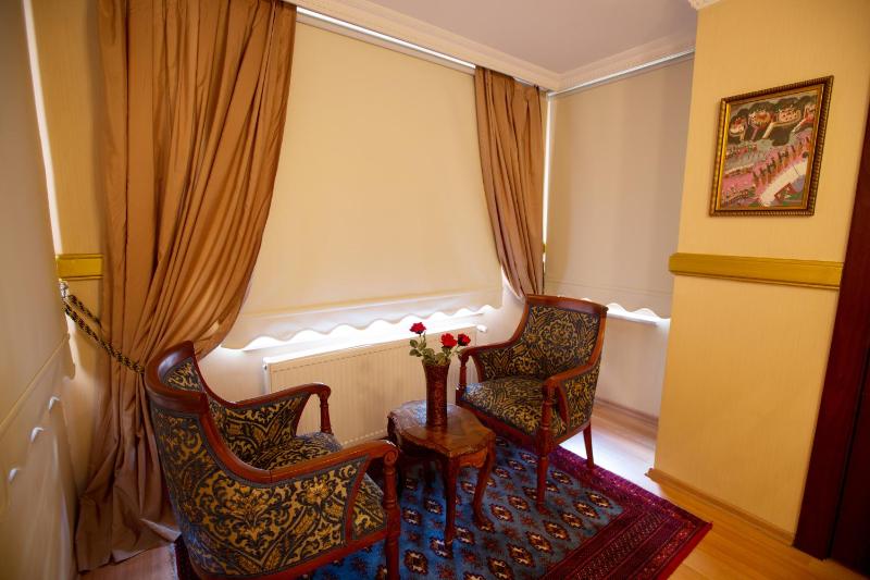 Superior Double Room image 4