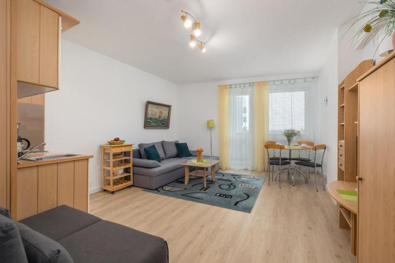 Comfy Studio Turystyczna 300 m to the beach by Noclegi Renters - image 13