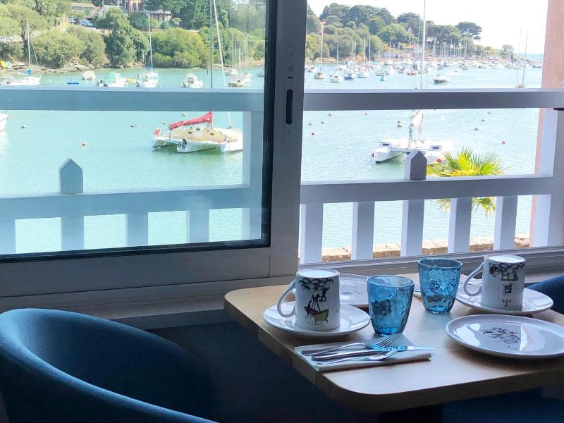 Standard Double Room with Harbor View image 1