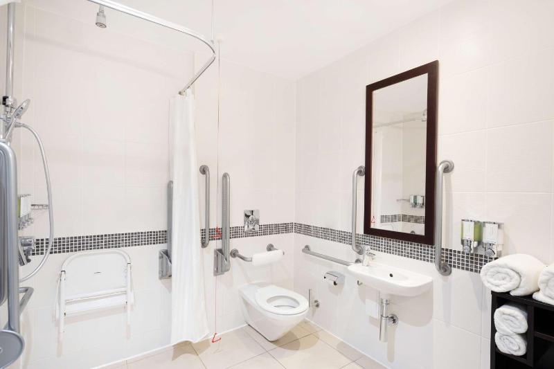 Hampton By Hilton Sheffield - image 16