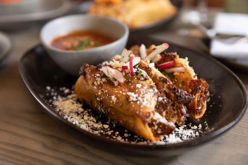 The Slate Hotel Denver Downtown Tapestry by Hilton - image 28