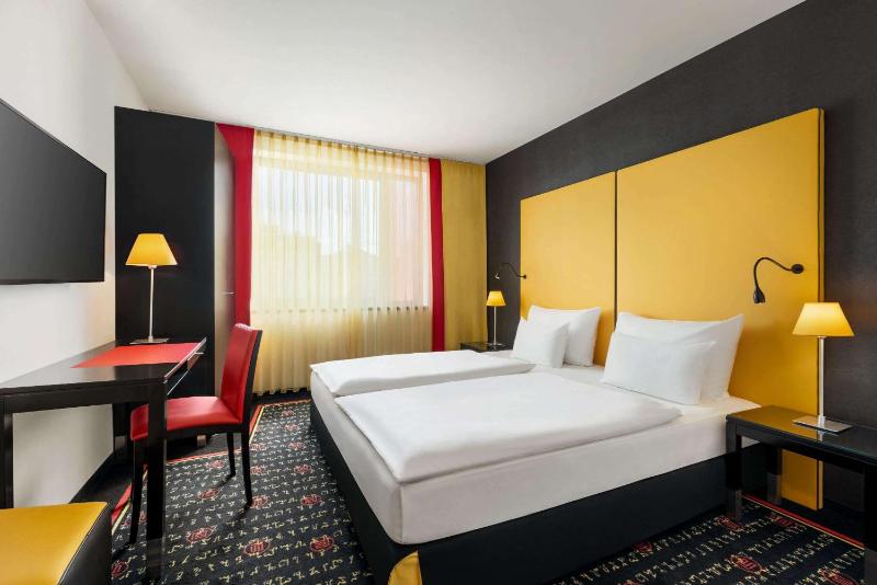 Superior Double Room image 3