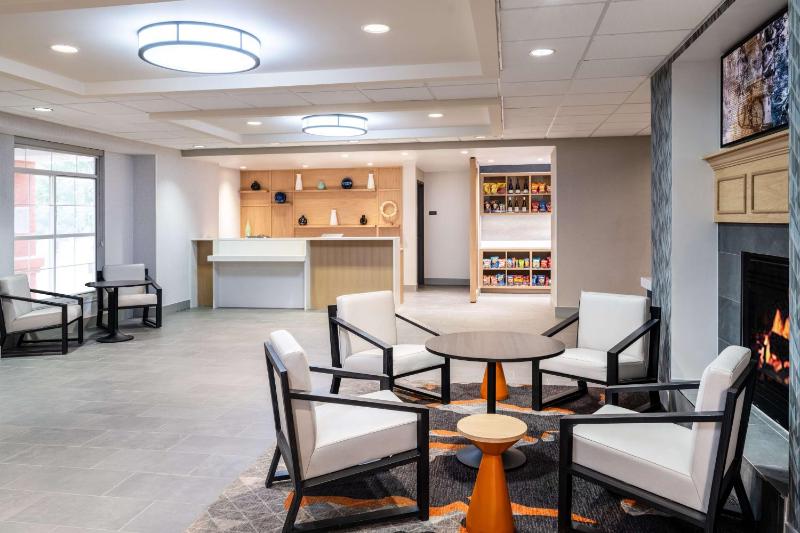 Hyatt House Colorado Springs Airport - image 19