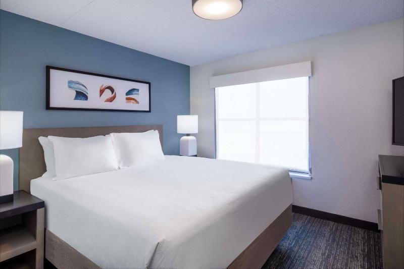 Hyatt House Colorado Springs Airport - image 3