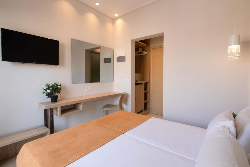 Standard Single Room image 4