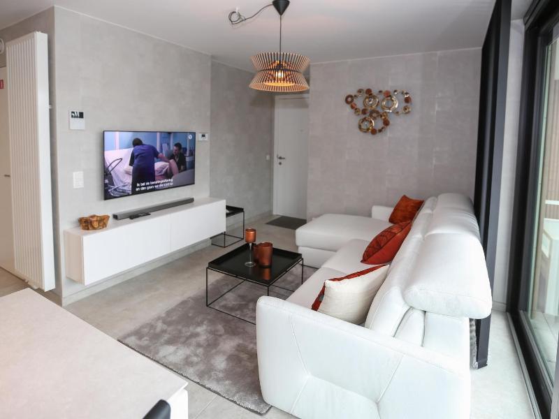 Apartment in Middelkerke with Large Terrace - image 23
